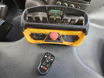 Volvo FM 330 4x2 / EFFER 12.5 t/m CRANE / KRAN